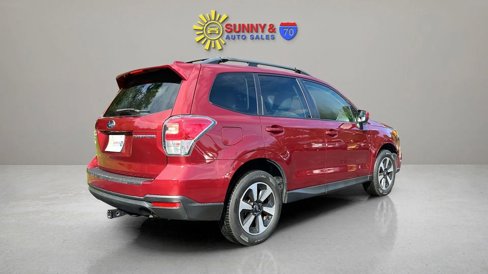 Used 2018 Subaru Forester 2.5i Premium w/ All-Weather Package image 7