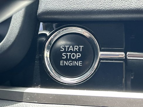 Used 2022 Mitsubishi Outlander ES image 24