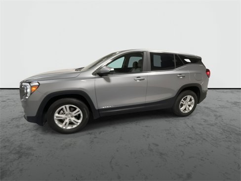 Used 2024 GMC Terrain SLE image 5