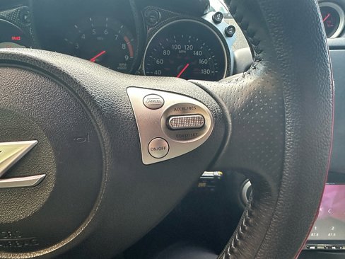 Used 2009 Nissan 370Z Touring image 15