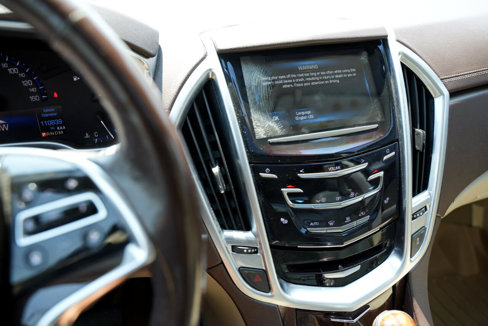 Used 2015 Cadillac SRX Luxury w/ Driver Awareness Package image 37
