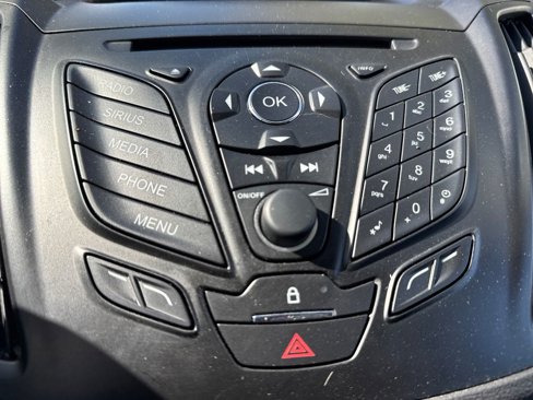 Used 2015 Ford Escape SE image 24