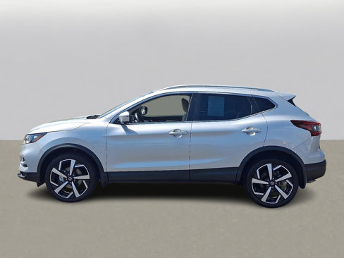 Used 2022 Nissan Rogue Sport SL image 6