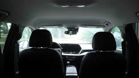 Used 2025 Chevrolet Trax LT w/ LT Convenience Package image 7