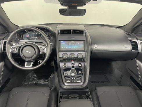 Used 2024 Jaguar F-TYPE R-Dynamic image 11