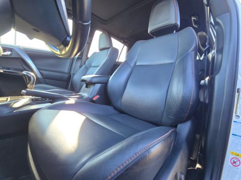Used 2017 Toyota RAV4 SE image 24