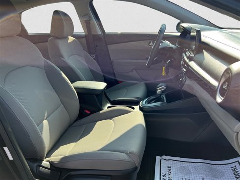 Used 2020 Kia Forte LXS image 15