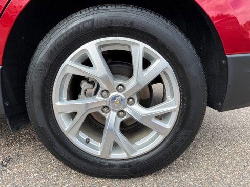 Used 2019 Chevrolet Equinox LT image 17