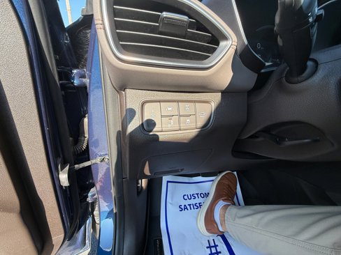Used 2020 Hyundai Santa Fe SEL image 19
