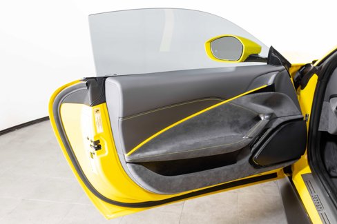 Used 2023 Ferrari Roma image 38