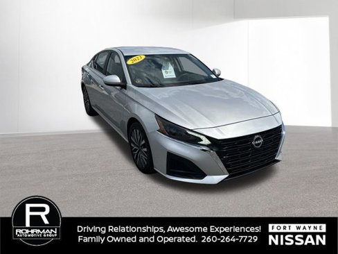 Certified 2023 Nissan Altima 2.5 SV image 3