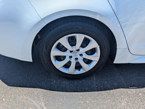 Used 2021 Toyota Corolla LE w/ Carpet Mat Package (TMS) image 34