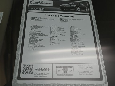 Used 2017 Ford Taurus SE image 31
