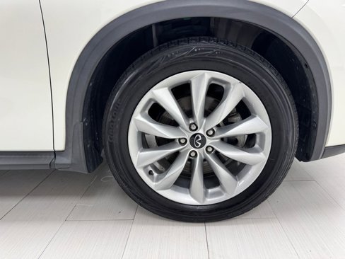Used 2020 INFINITI QX50 Luxe w/ Navigation Package image 40