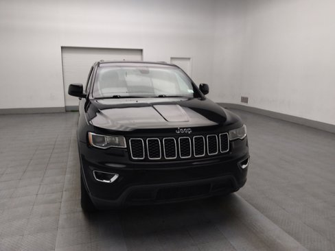 Used 2017 Jeep Grand Cherokee Laredo image 14
