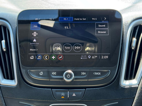 Used 2023 Chevrolet Malibu LT image 15