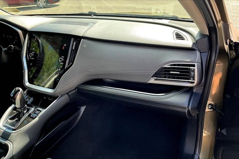 Used 2020 Subaru Outback Onyx Edition XT image 16