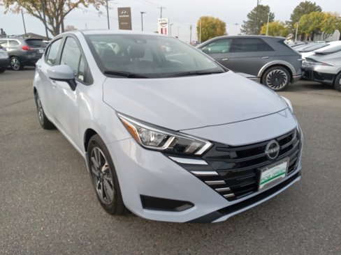 New 2024 Nissan Versa SV w/ Trunk Package image 1