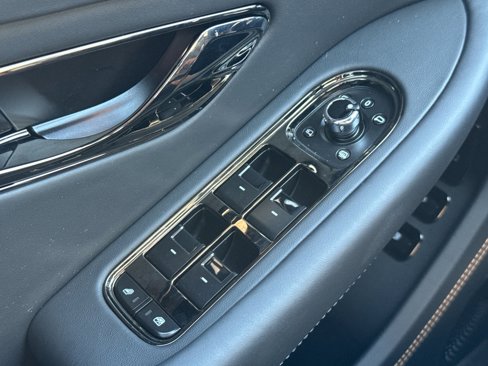New 2025 Bentley Continental GTC image 14