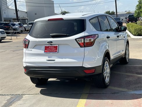 Used 2018 Ford Escape S image 7