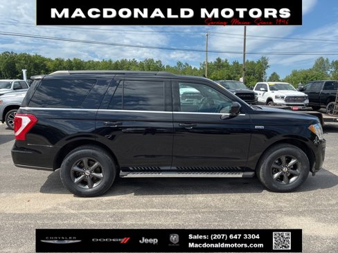 Used 2020 Ford Expedition XLT w/ FX4 Off-Road Package image 6