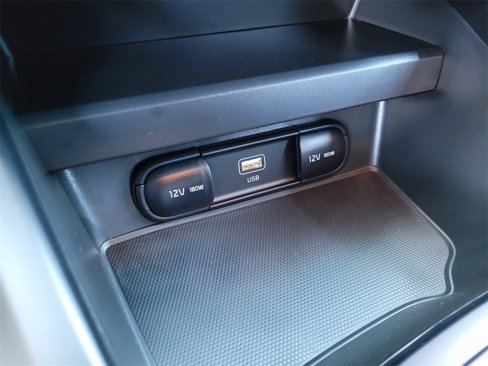 Used 2025 Kia Soul LX image 14