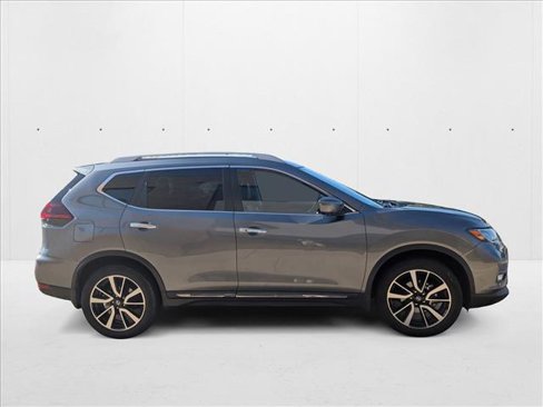 Used 2020 Nissan Rogue SL image 4