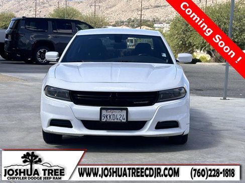 Used 2022 Dodge Charger SXT image 2