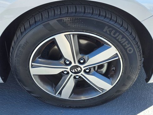 Used 2018 Kia Forte LX w/ LX Popular Package image 10