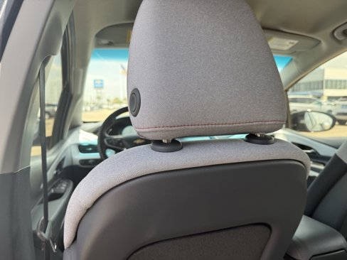 Used 2020 Chevrolet Bolt LT image 37