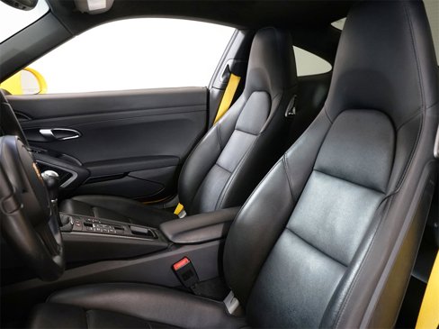 Used 2014 Porsche 911 Carrera 4 w/ Sportdesign Package image 5