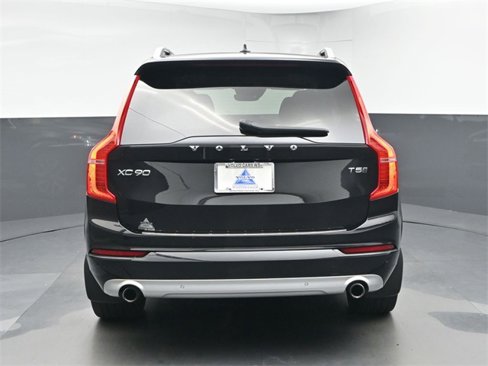 Used 2019 Volvo XC90 T5 Momentum w/ Protection Package Premier image 7
