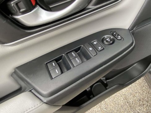 Used 2019 Honda CR-V EX-L image 9