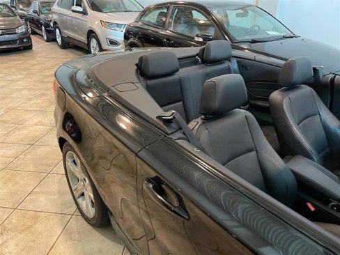 Used 2009 BMW 128i Convertible image 12
