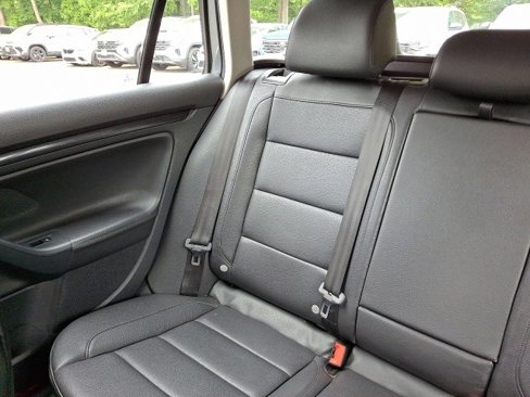Used 2012 Volkswagen Jetta SE image 18