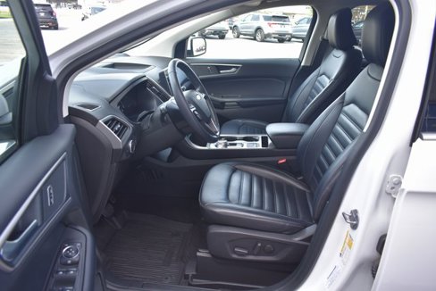Used 2022 Ford Edge SEL w/ Convenience Package image 13