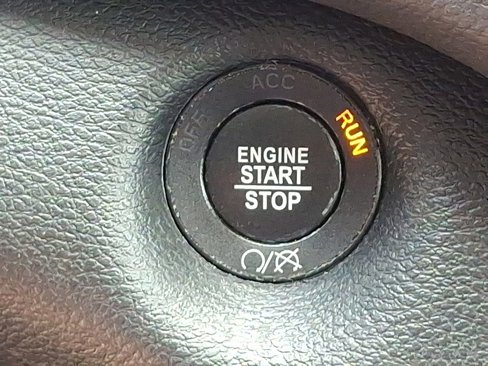 Used 2020 Jeep Cherokee Latitude Plus image 24