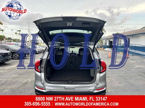 Used 2023 GMC Terrain SLT image 44