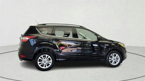Used 2018 Ford Escape SE image 8