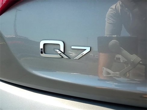 Used 2012 Audi Q7 3.0T S line Prestige w/ S Line Pkg image 7