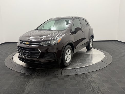 Used 2020 Chevrolet Trax LS w/ Tint and Cruise Package image 3