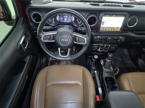 Used 2022 Jeep Wrangler Unlimited Sahara w/ Cold Weather Group image 12