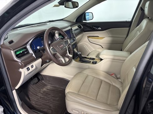 Used 2017 GMC Acadia Denali w/ Technology Package image 10