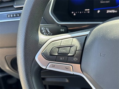 Certified 2022 Volkswagen Tiguan S image 17