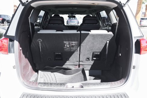 Used 2016 Kia Sedona SX Limited image 19