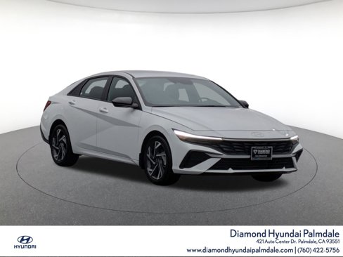 Used 2025 Hyundai Elantra Sport image 1