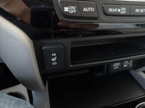 Used 2017 Honda Ridgeline RTL-E image 24
