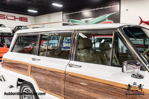 Used 1991 Jeep Grand Wagoneer image 39