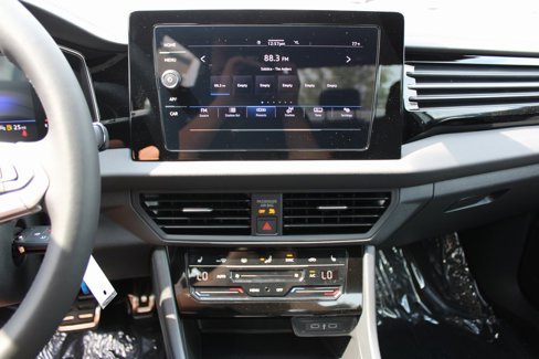 New 2025 Volkswagen Jetta Sport image 12