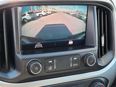 Used 2021 Chevrolet Colorado LT image 28